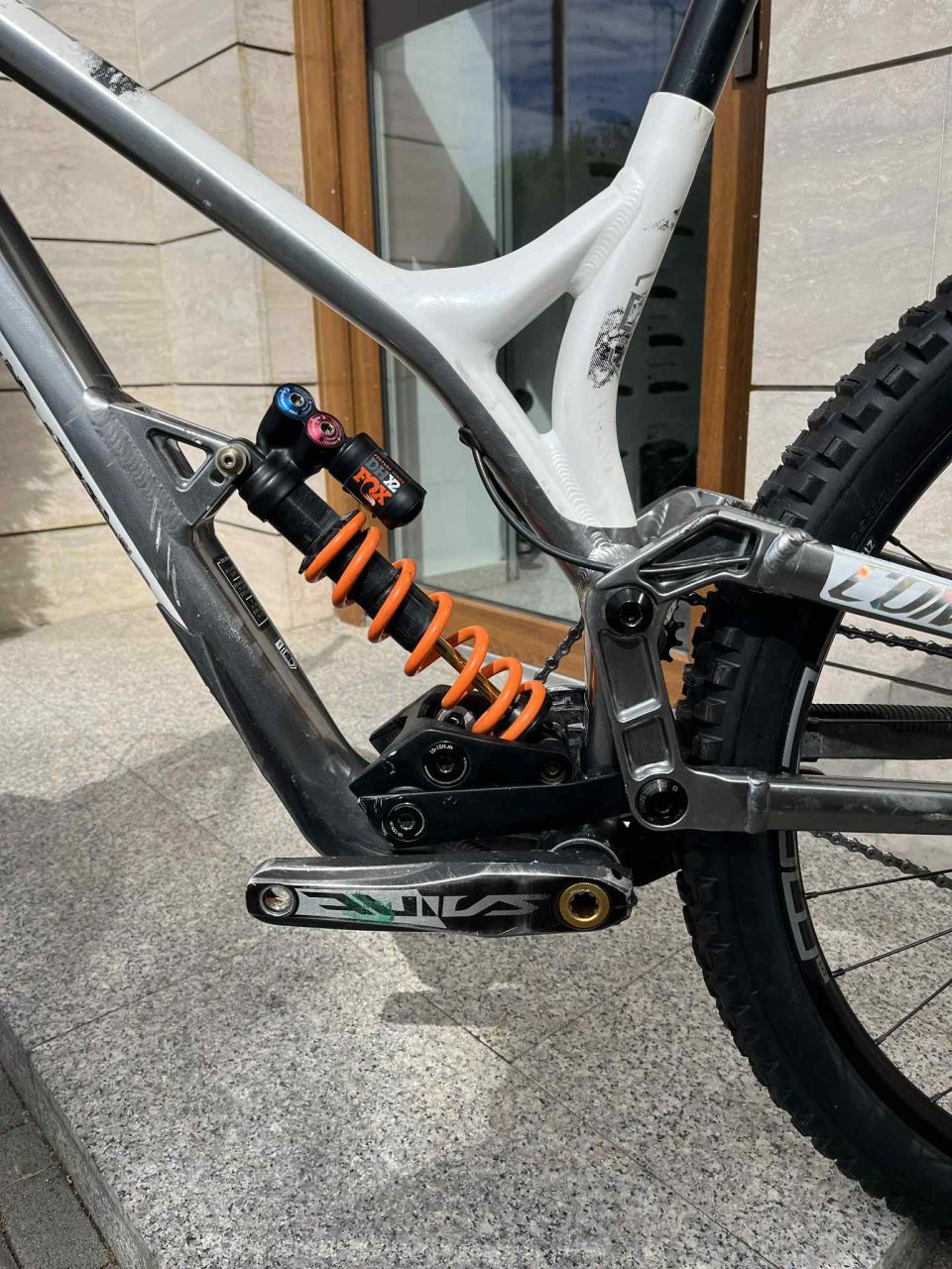 2021 Commencal Supreme V4 Downhill Kerékpár