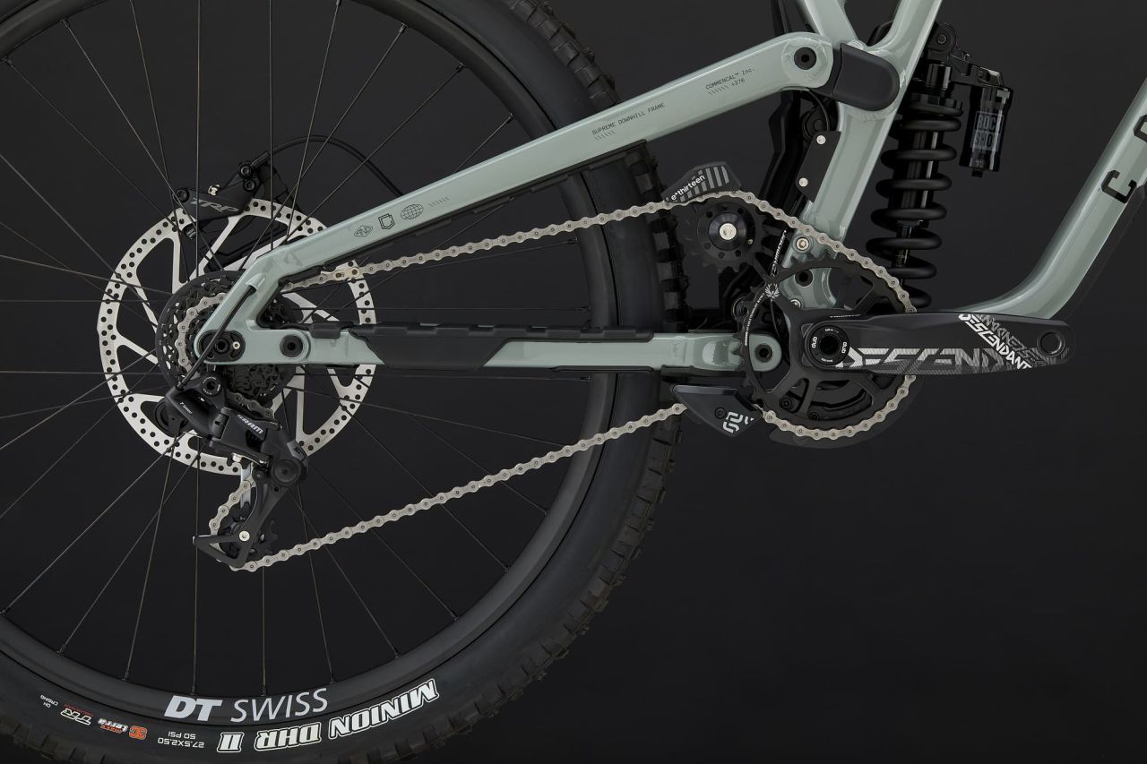 2026 COMMENCAL SUPREME DH V5 RIDE PYRITE GREY Downhill Kerékpár