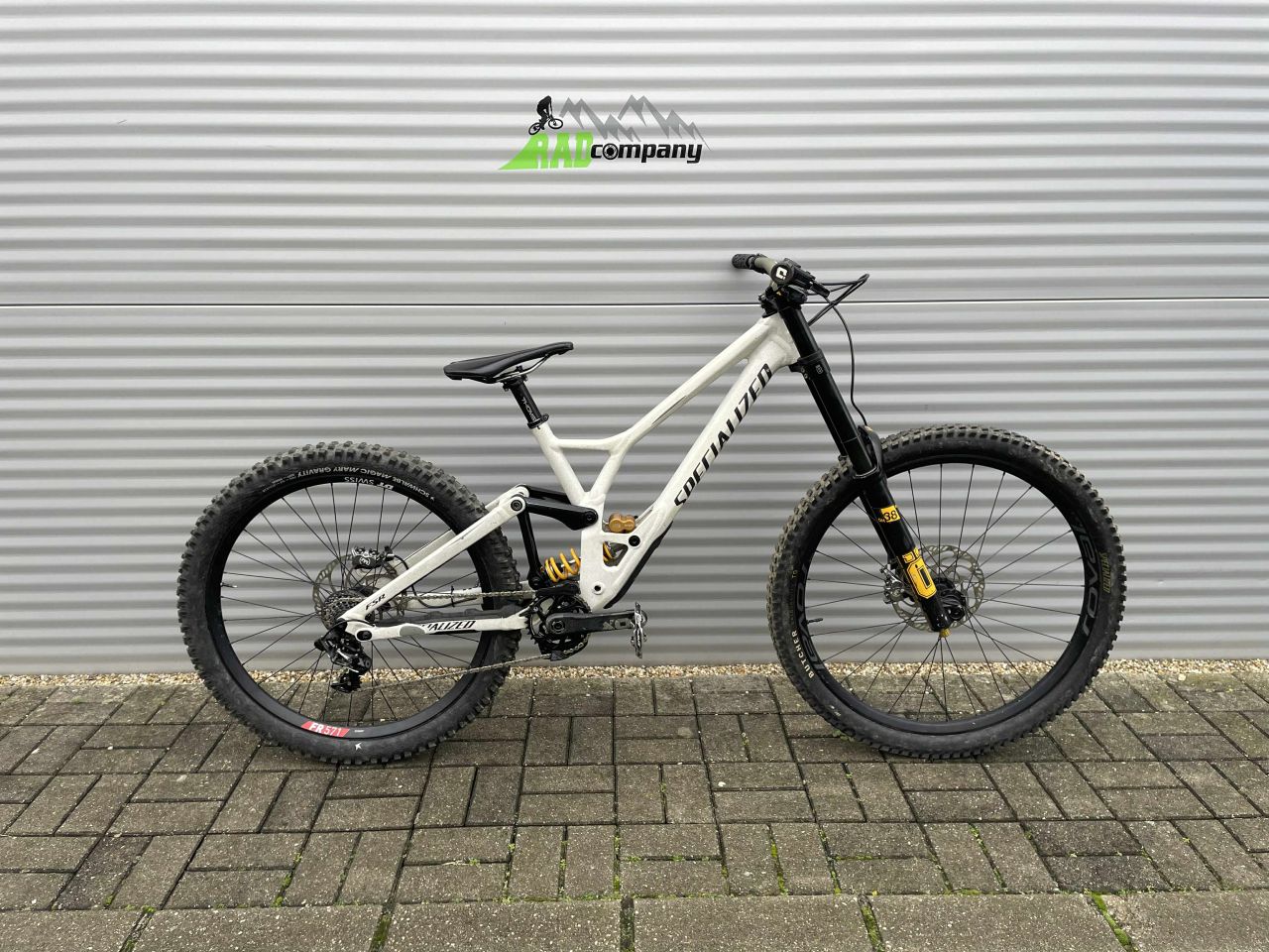 2023 Specialized Demo Race Downhill Kerékpár