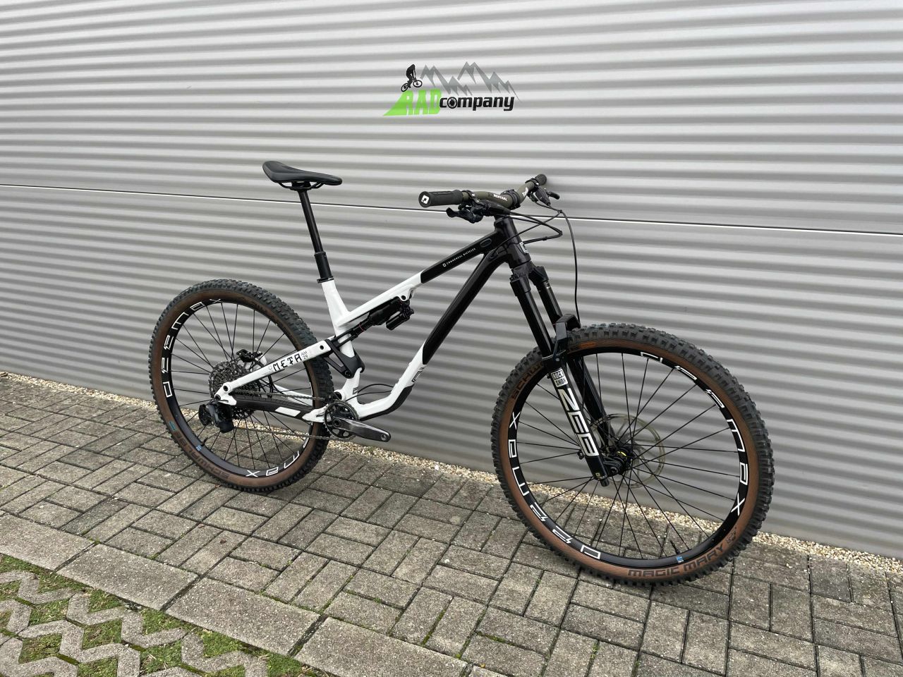 2022 Commencal Meta Enduro Kerékpár 2022 Commencal Meta Enduro Kerékpár