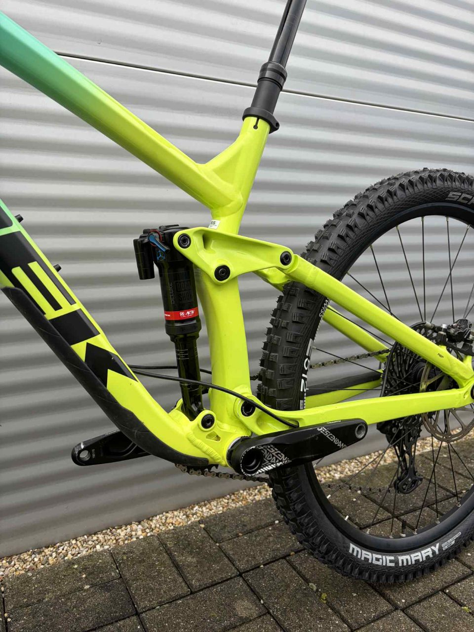 2020 Trek Slash 8 Enduro Kerékpár