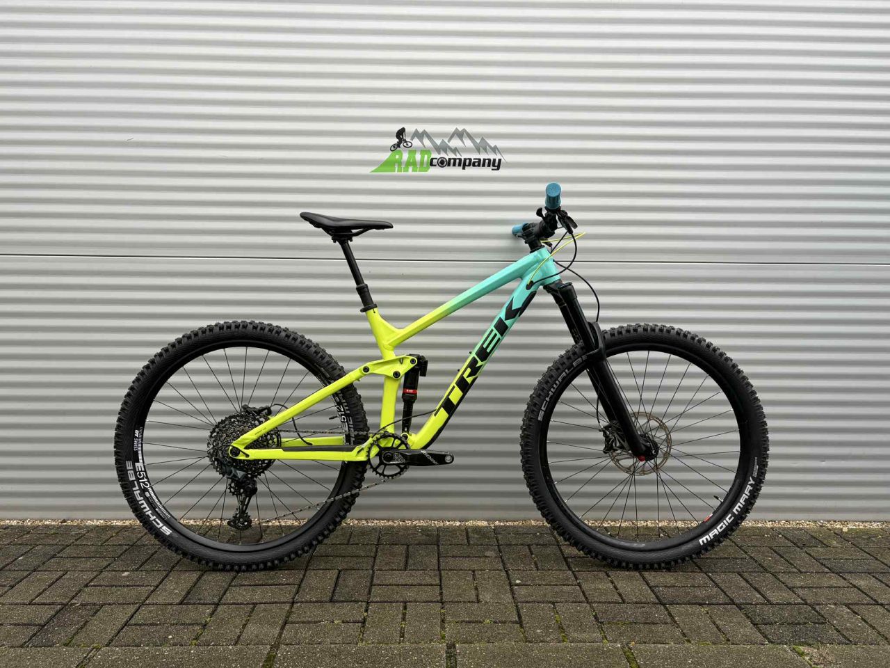 2020 Trek Slash 8 Enduro Kerékpár