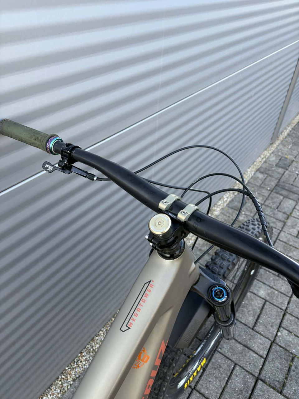 2023 Santa Cruz Megatower C Enduro Kerékpár