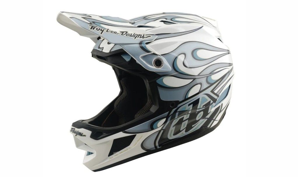 TLD D4 COMPOSITE MIPS TORCHED WHITE / SILVER FEJVÉDŐ 