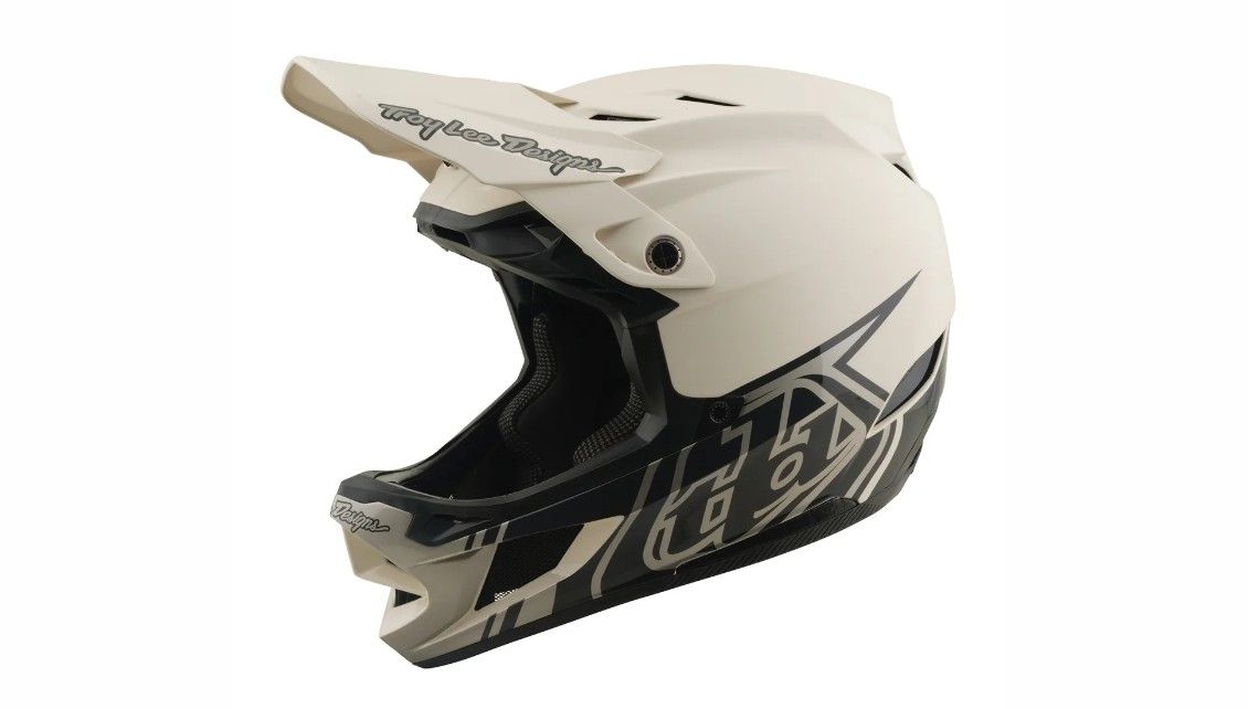 TLD D4 COMPOSITE MIPS STEALTH PUMICE FEJVÉDŐ 