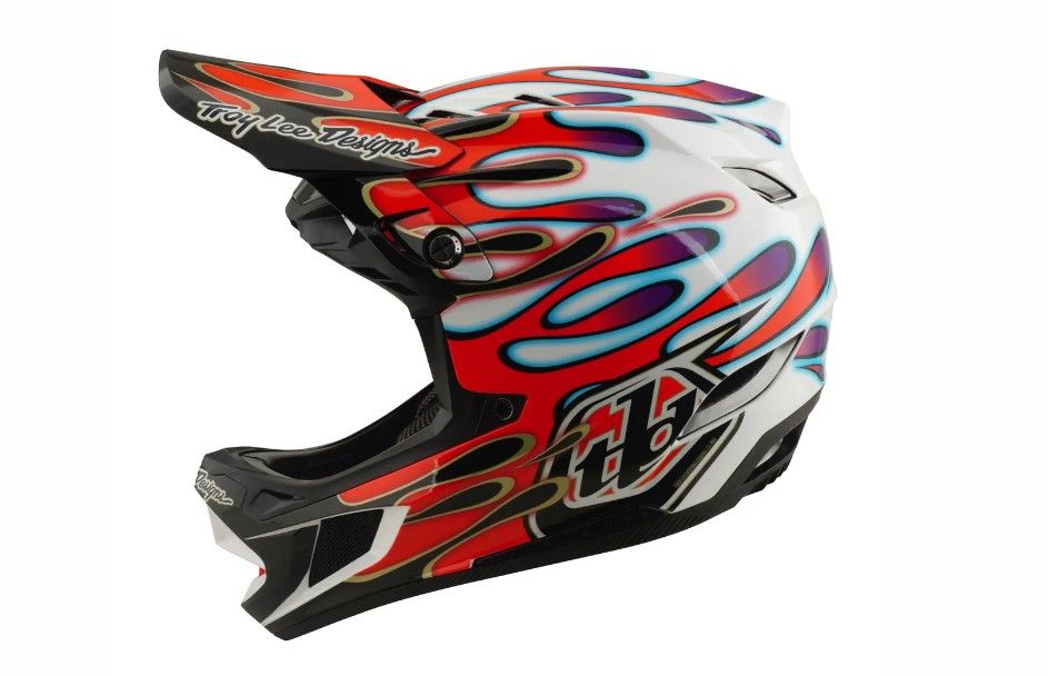 TLD D4 COMPOSITE MIPS OVERSPRAY WHITE / RED FEJVÉDŐ 