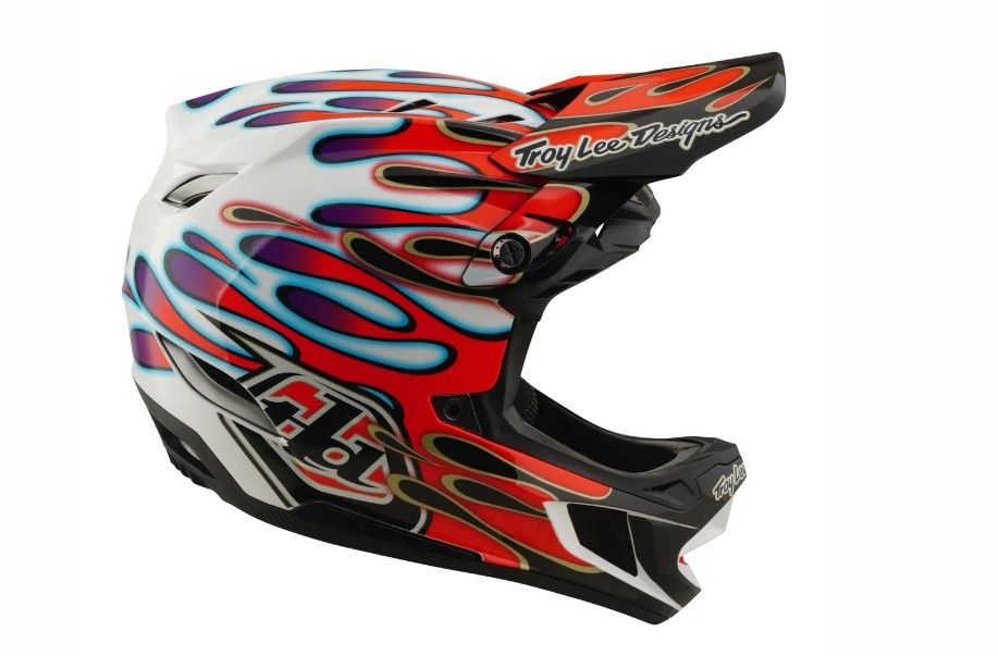 TLD D4 COMPOSITE MIPS OVERSPRAY WHITE / RED FEJVÉDŐ 