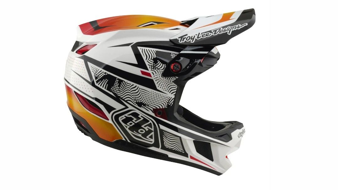 TLD D4 COMPOSITE MIPS LINED UP WHITE FEJVÉDŐ 