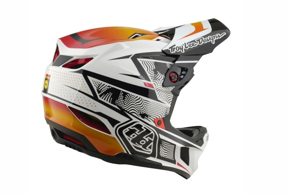 TLD D4 COMPOSITE MIPS LINED UP WHITE FEJVÉDŐ 