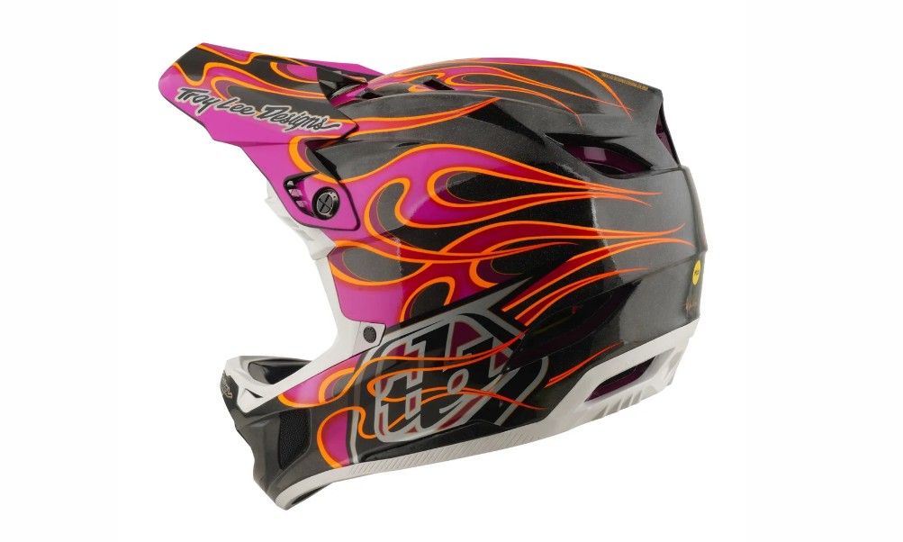 TLD D4 CARBON MIPS TORCHED CARBON / MAGENTA FEJVÉDŐ 