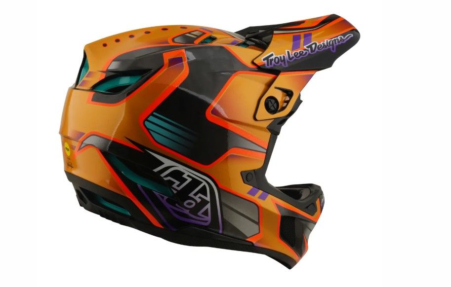 TLD D4 CARBON MIPS CREST GOLD FEJVÉDŐ 