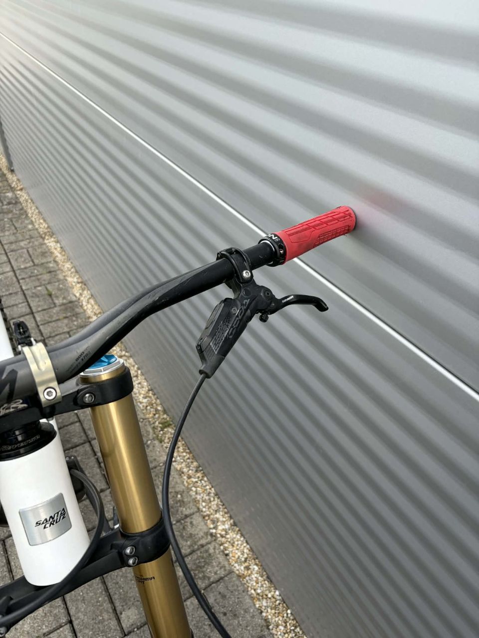 2015 Santa Cruz V10 Carbon CC Downhill Kerékpár