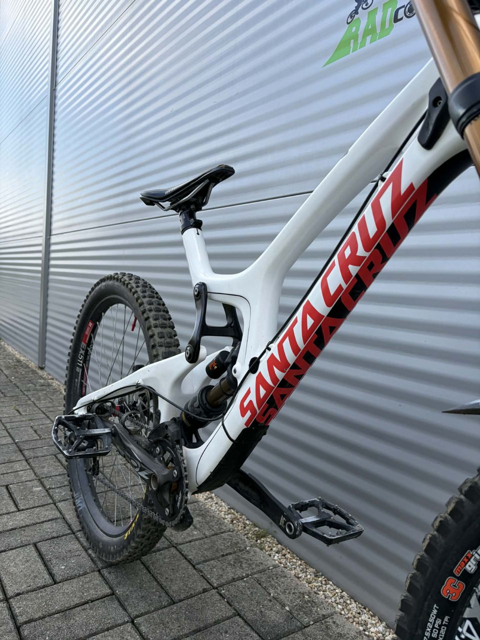 2015 Santa Cruz V10 Carbon CC Downhill Kerékpár
