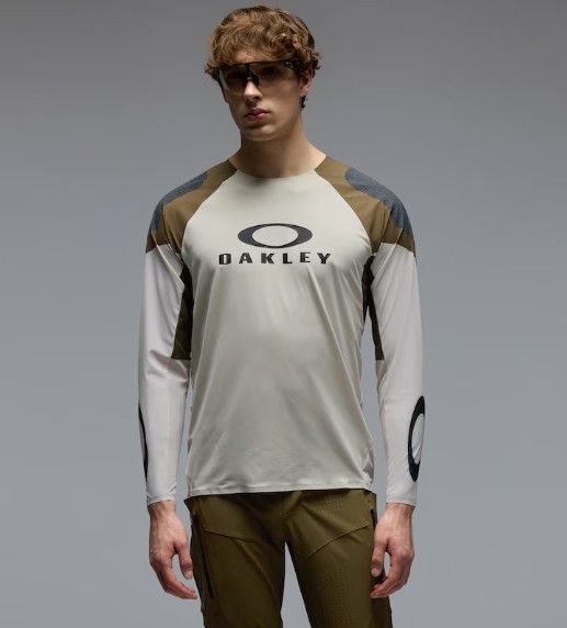 Oakley Seeker Edge ls Mez