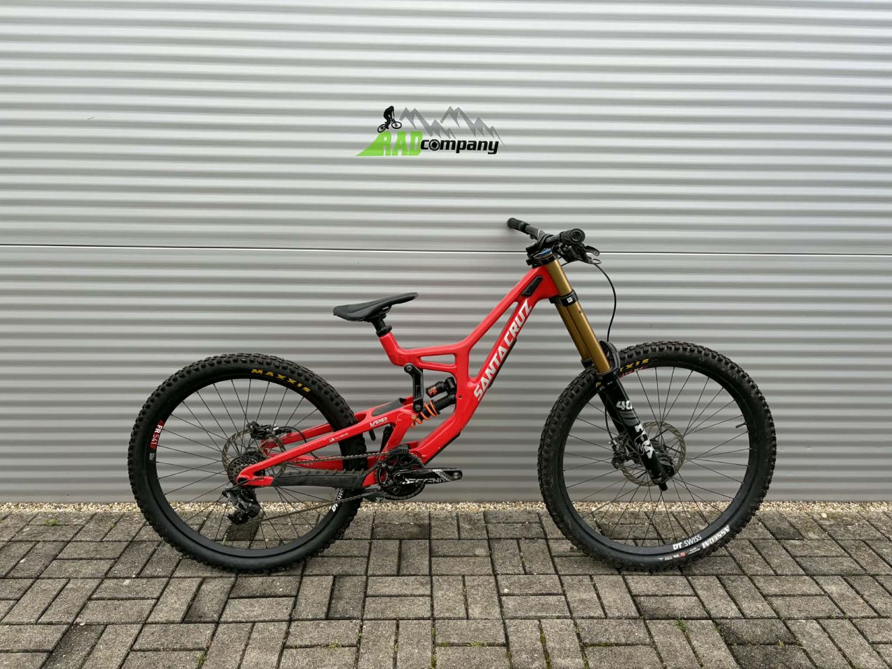 2024 Santa Cruz V10 X01 Carbon CC Downhill Kerékpár