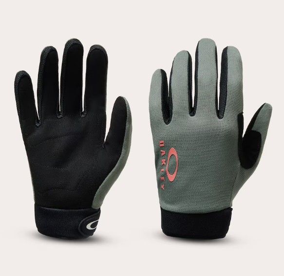 Oakley Seeker MTB Kesztyű Oakley Seeker MTB Kesztyű