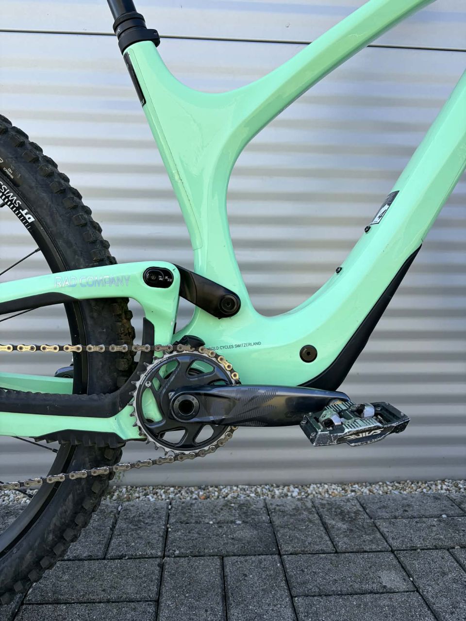 2024 BOLD Unplugged Pro Enduro Kerékpár