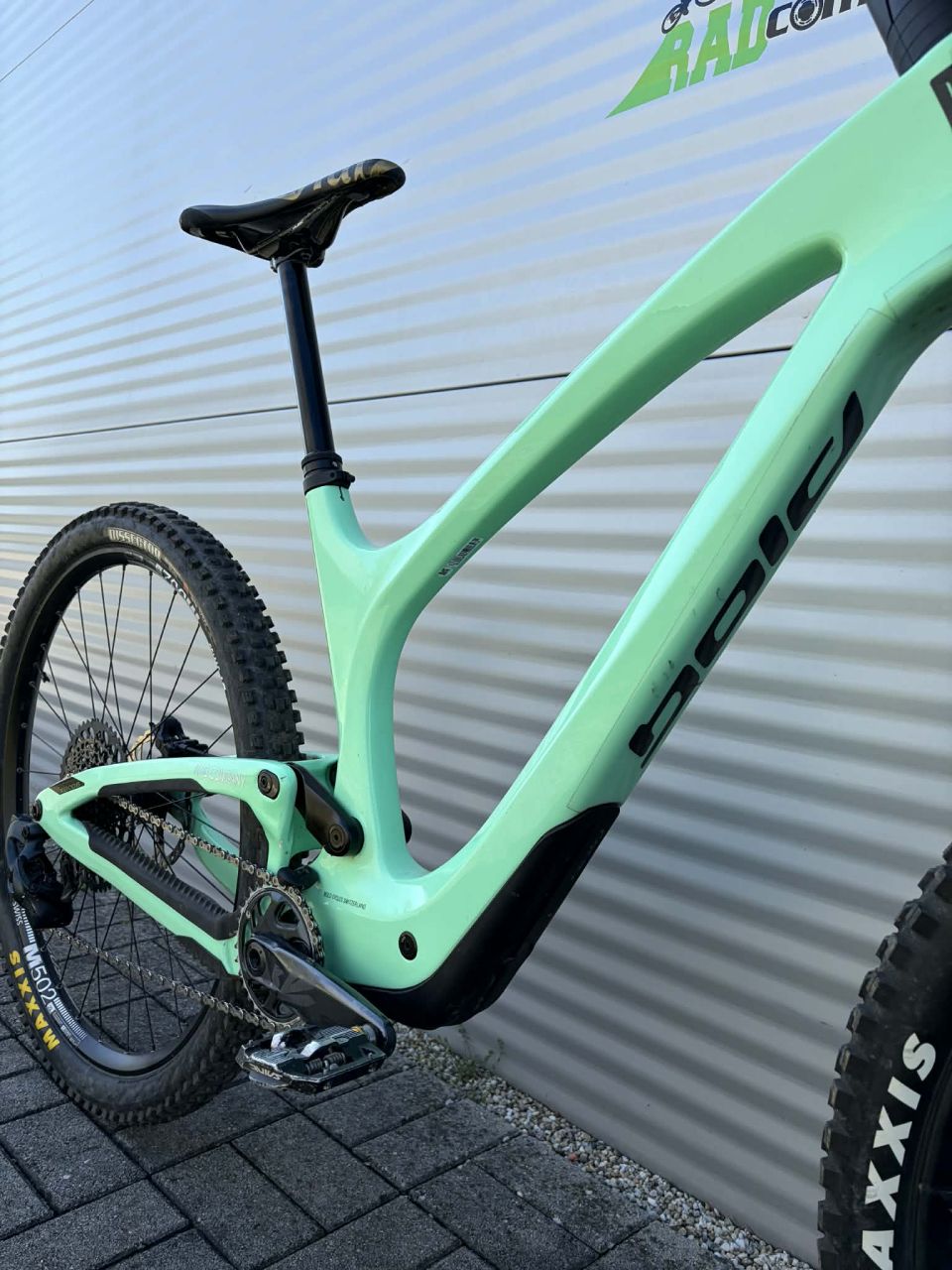 2024 BOLD Unplugged Pro Enduro Kerékpár