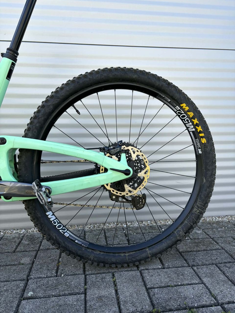 2024 BOLD Unplugged Pro Enduro Kerékpár