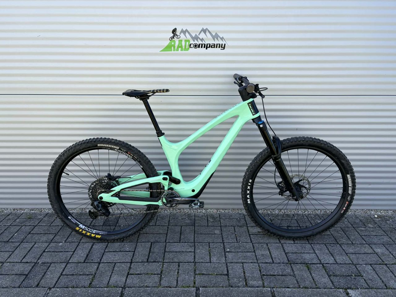 2024 BOLD Unplugged Pro Enduro Kerékpár