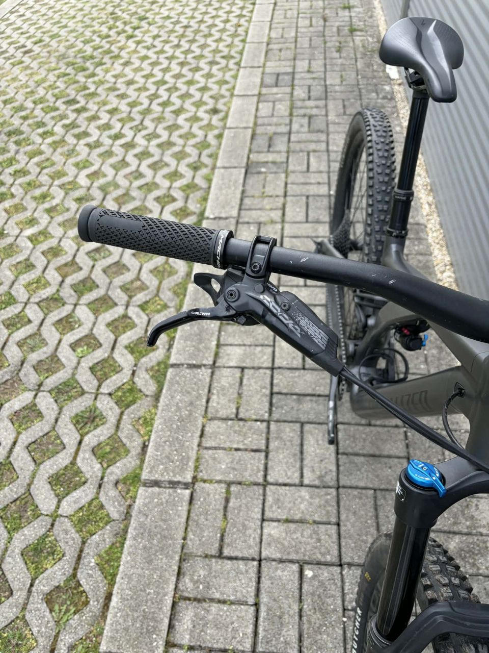 2022 Specialized Stumpjumper EVO Comp Alloy Enduro Kerékpár