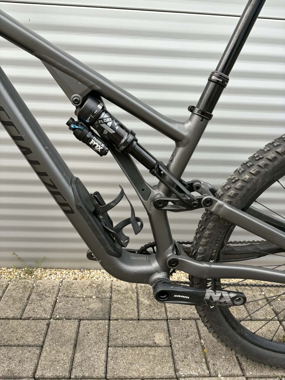 2022 Specialized Stumpjumper EVO Comp Alloy Enduro Kerékpár