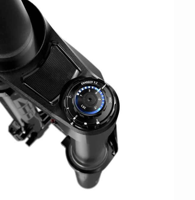 2026 ROCKSHOX AM FS ZEB ULT 29SB Villa