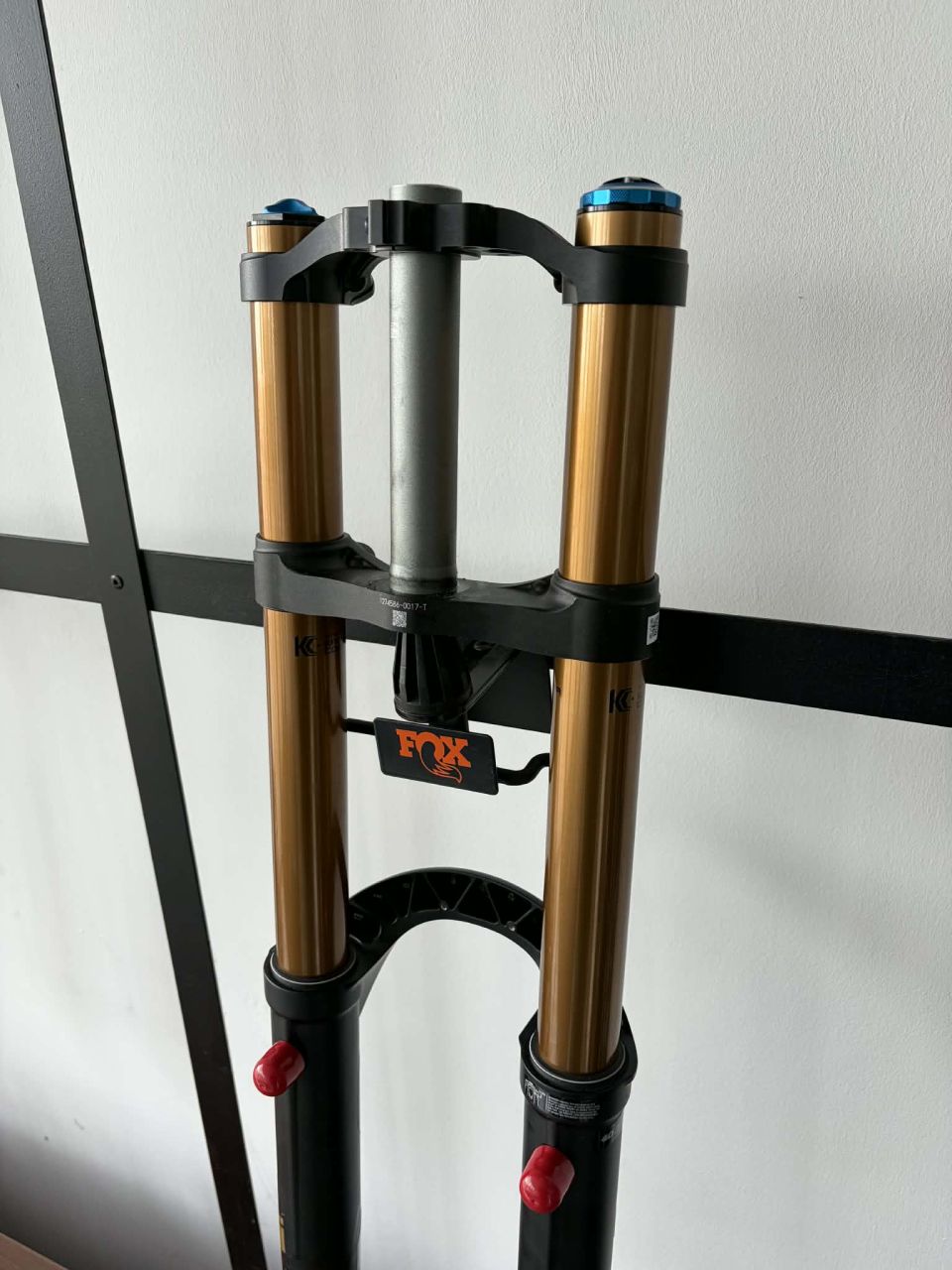 2025 FOX 40 FLOAT FACTORY GRIP X2 203MM 29" Villa