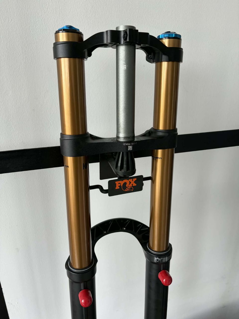 2025 FOX 40 FLOAT FACTORY GRIP X2 203MM 29" Villa