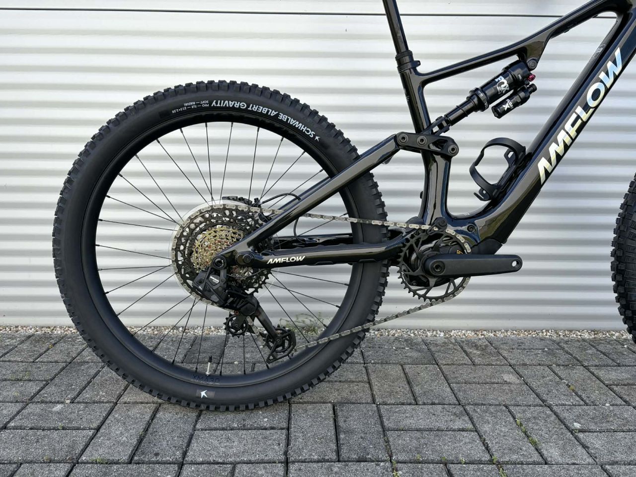 2027 Amflow PX Carbon E-bike