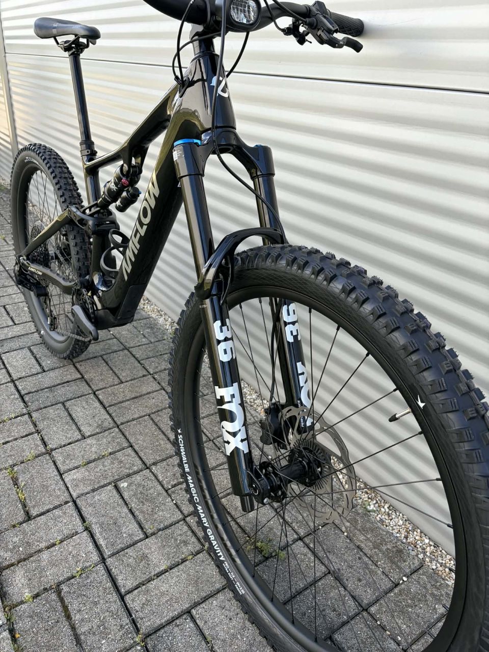 2027 Amflow PX Carbon E-bike