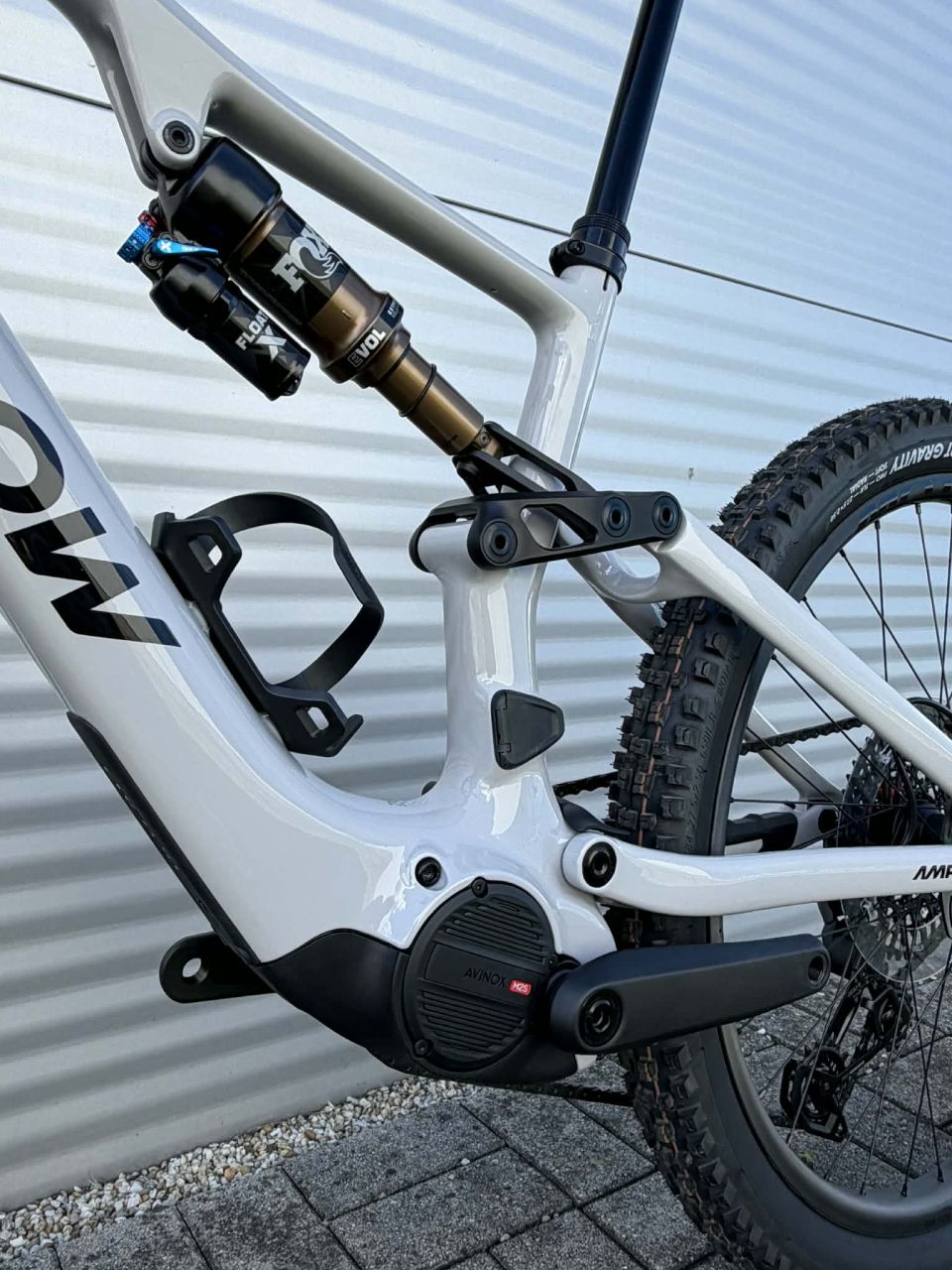 2027 Amflow PX Carbon Pro E-bike