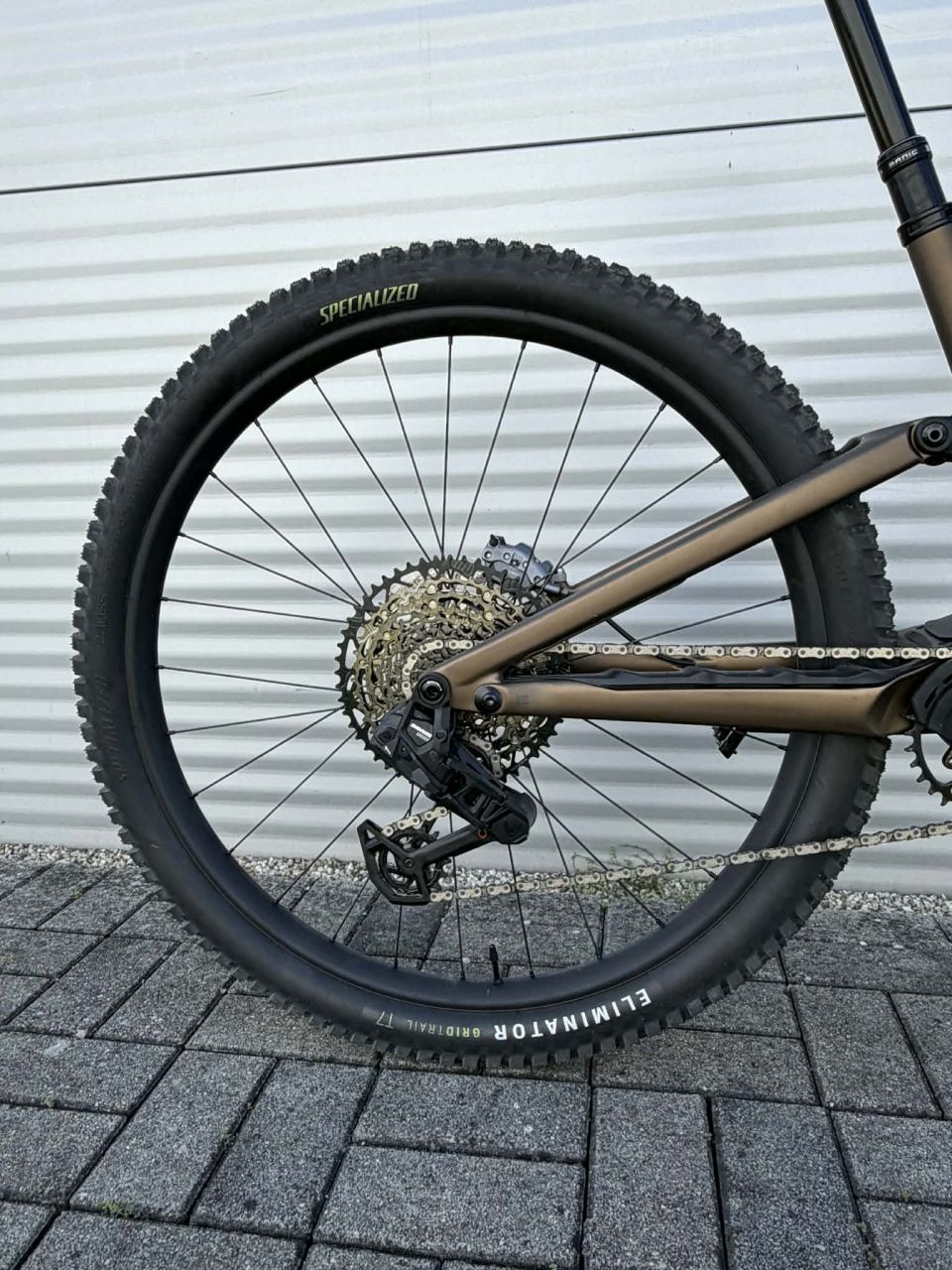 2025 Specialized Stumpjumper 15 Comp Enduro Kerékpár