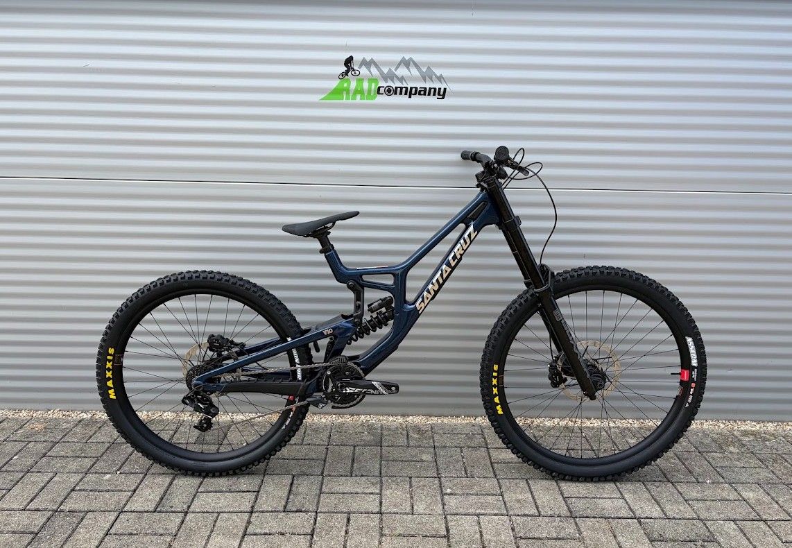 2027 Santa Cruz V10 DH S Downhill Kerékpár