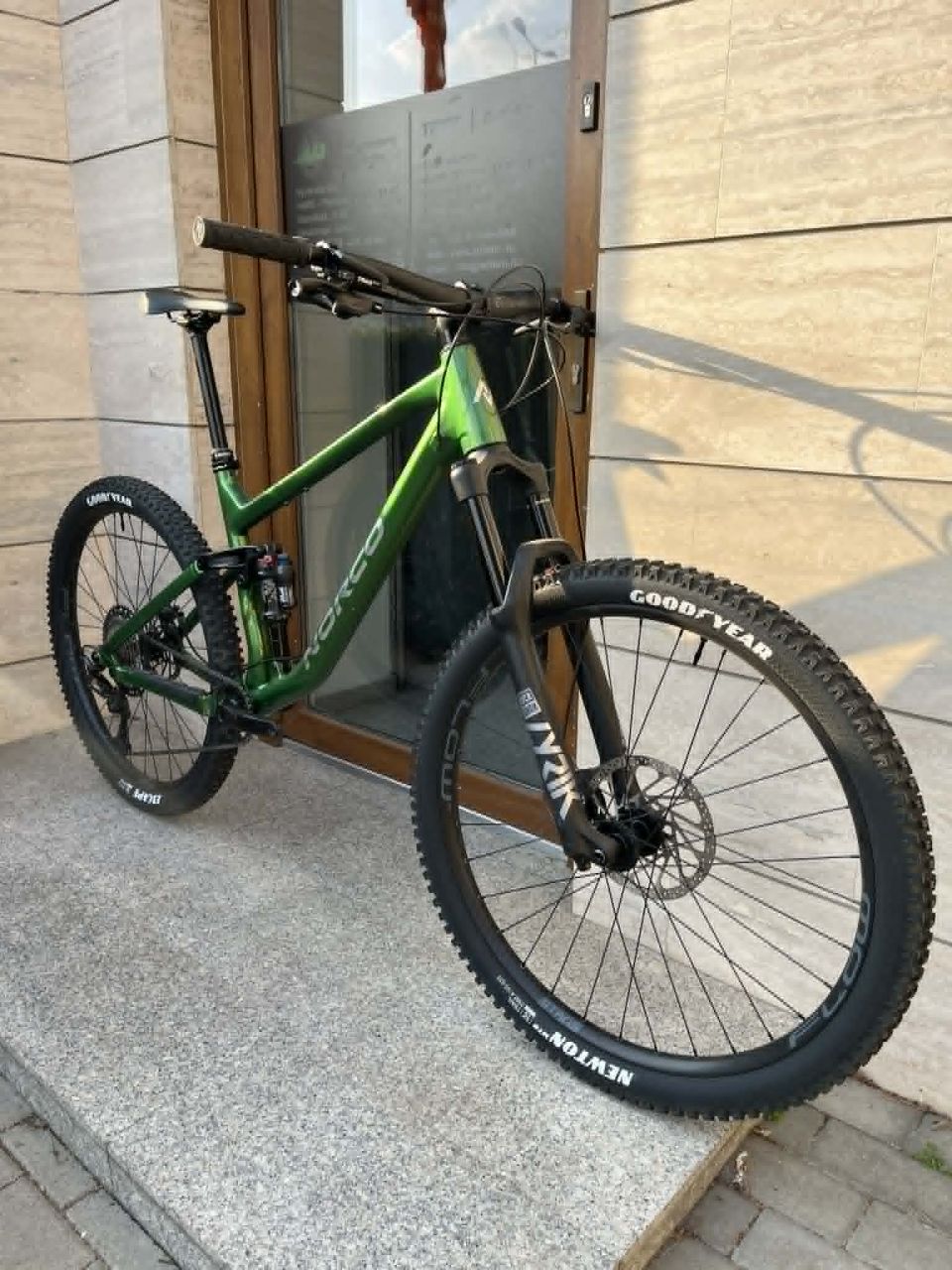 NORCO Fluid A2 29 Enduro Kerékpár NORCO Fluid A2 29 Enduro Kerékpár