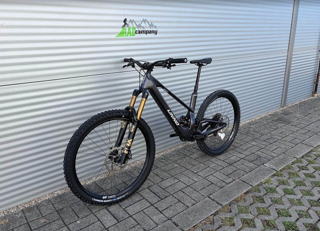 2027 UNNO MITH Race E-bike