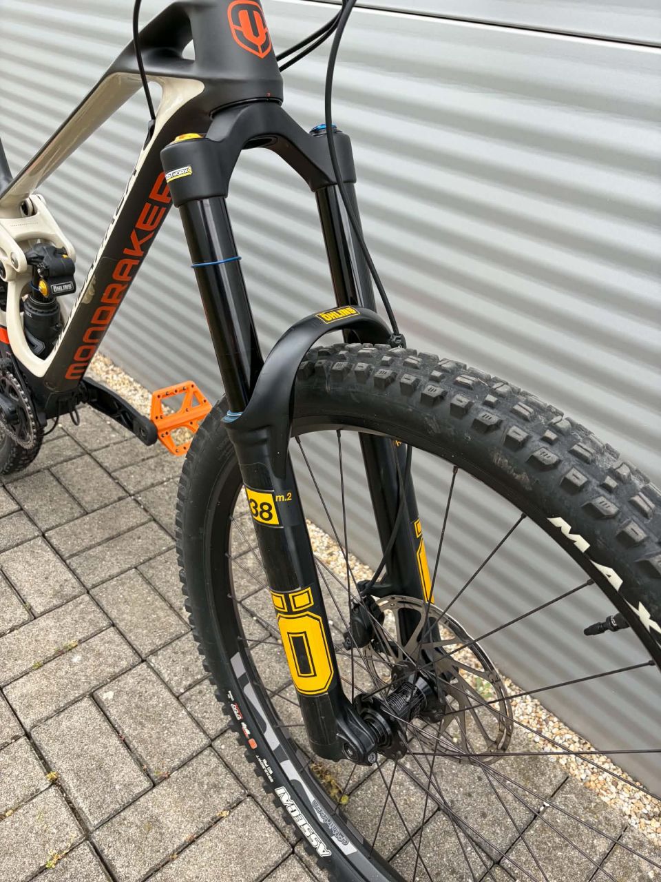 2023 Mondraker Superfoxy Carbon R Enduro Kerékpár