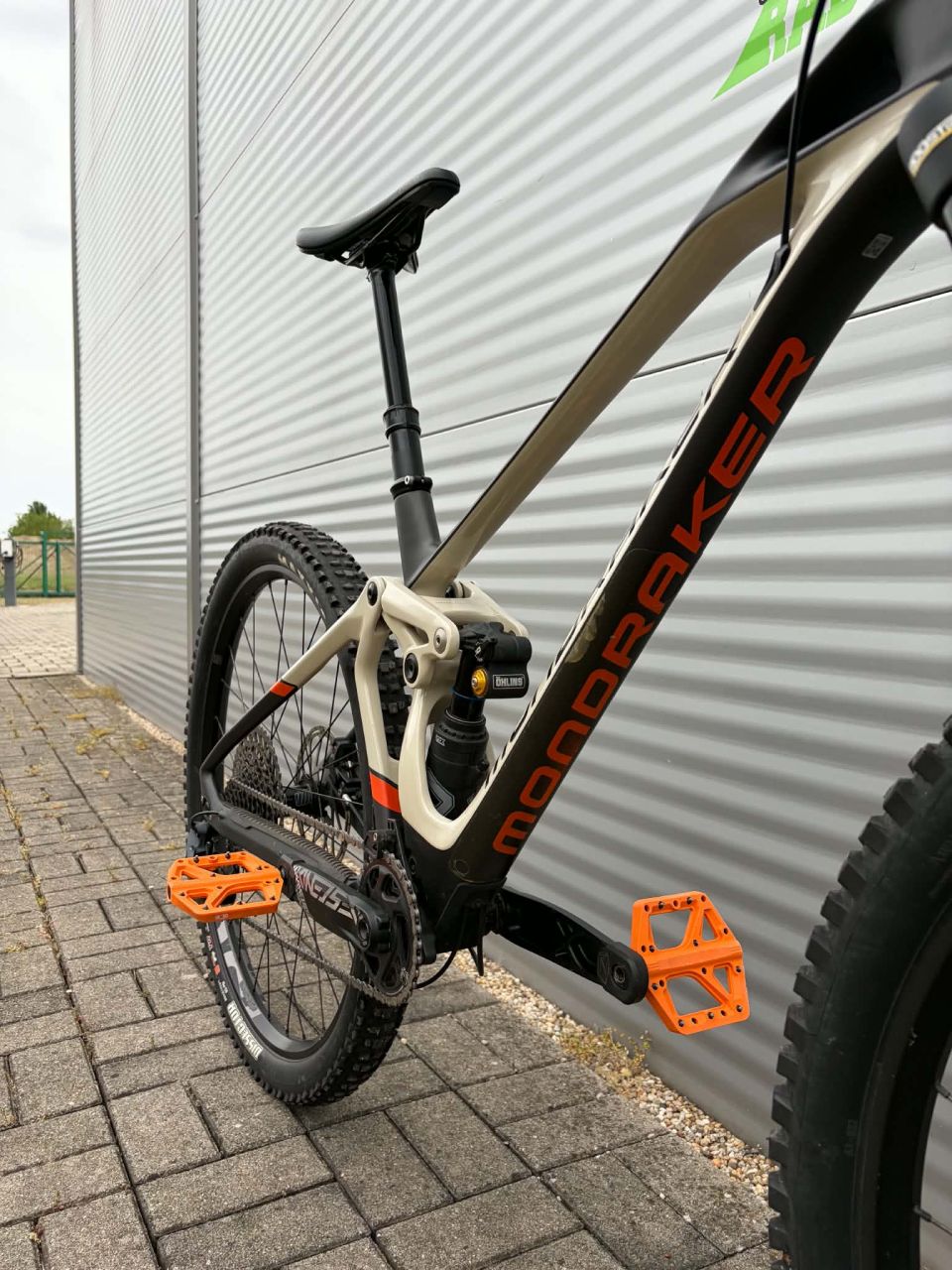 2023 Mondraker Superfoxy Carbon R Enduro Kerékpár