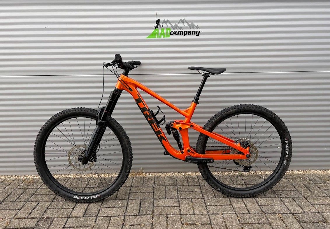 2022 Trek Slash 7 29" Enduro Kerékpár