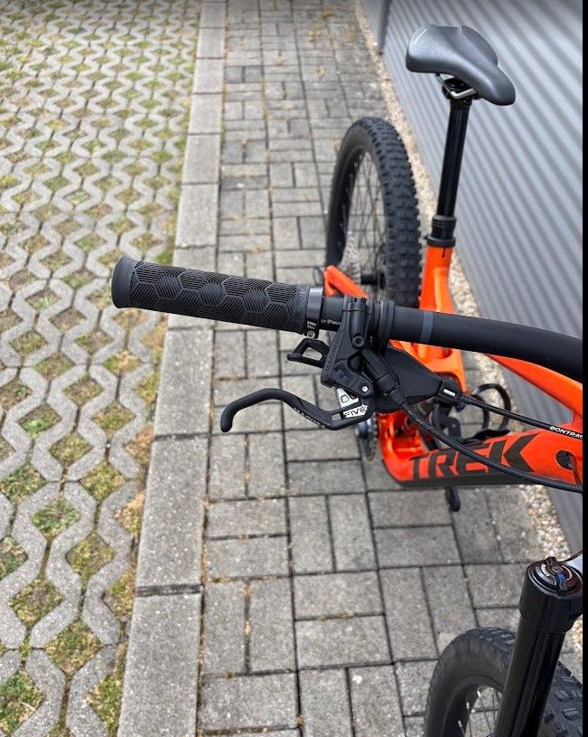 2022 Trek Slash 7 29" Enduro Kerékpár