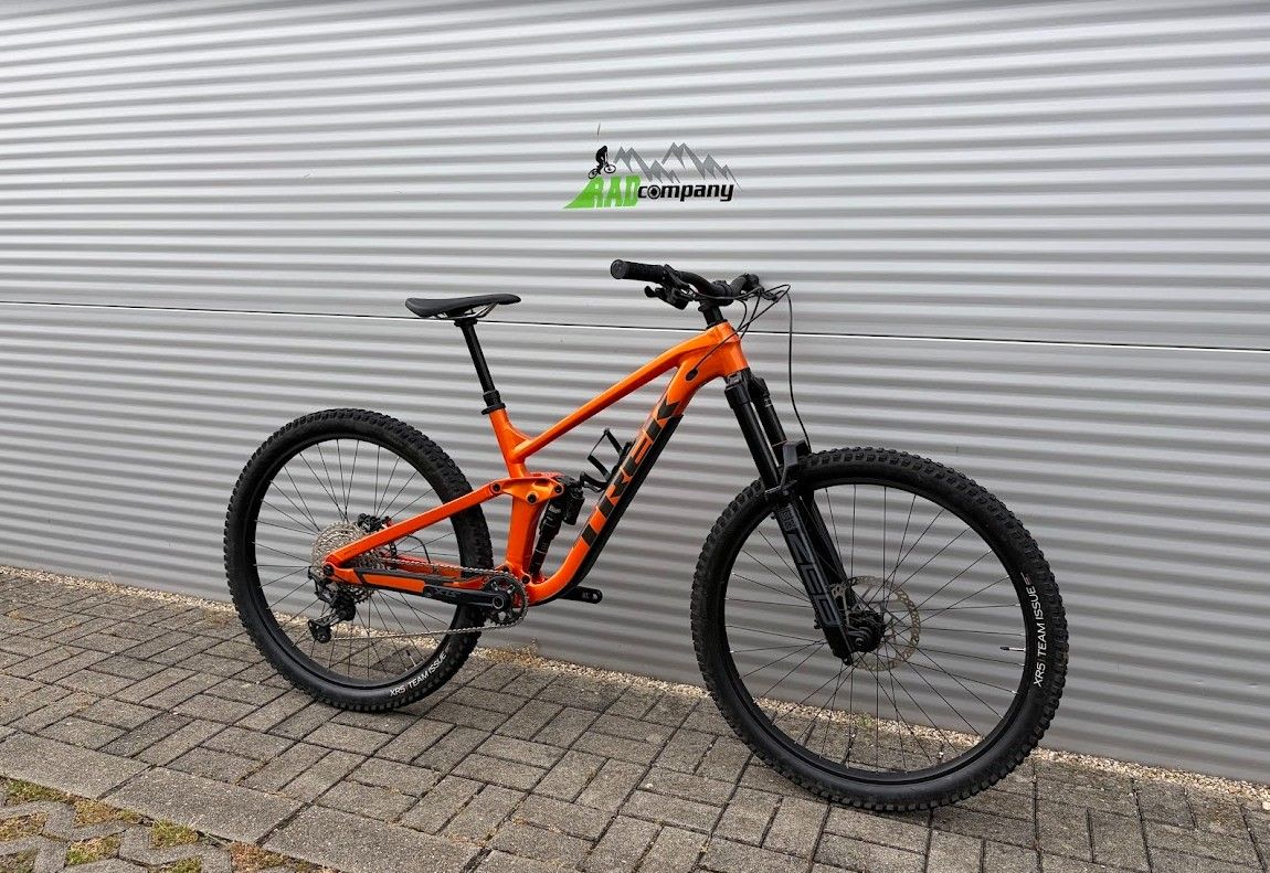 2022 Trek Slash 7 29" Enduro Kerékpár
