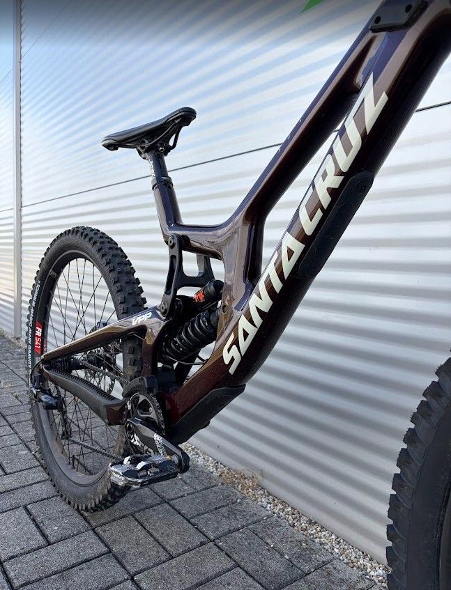 2023 Santa Cruz V10 Downhill Kerékpár