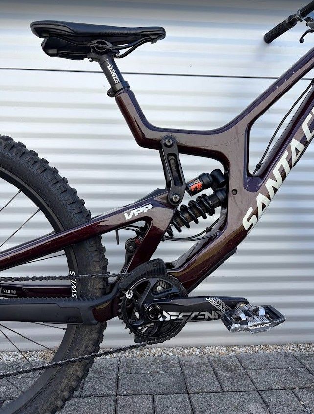 2023 Santa Cruz V10 Downhill Kerékpár