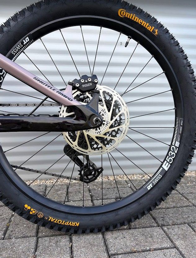 2026 Pivot Shuttle AMP'd Ride GX E-Bike