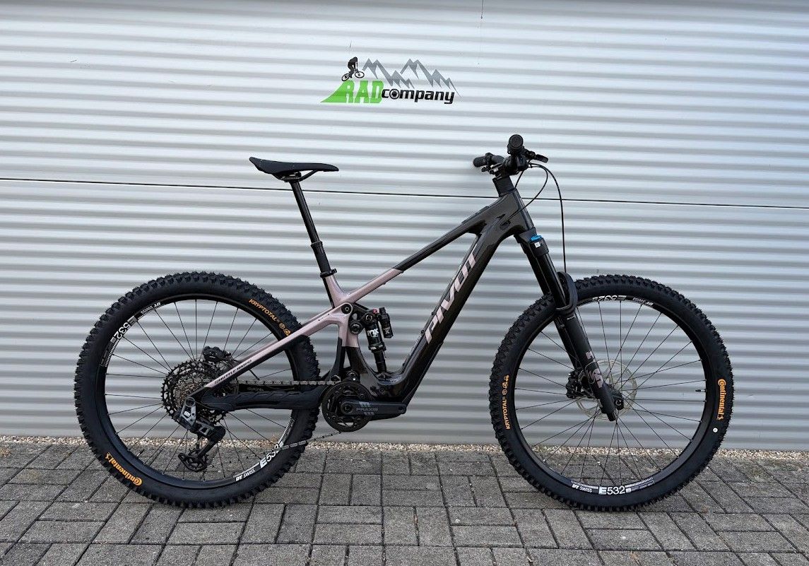 2026 Pivot Shuttle AMP'd Ride GX E-Bike