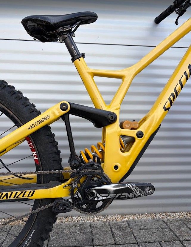 2023 Specialized Demo Downhill Kerékpár