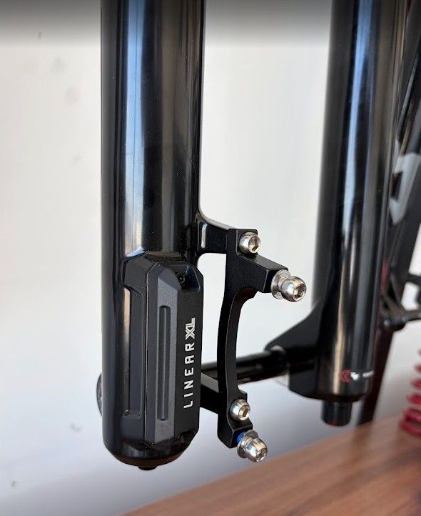 2026 ROCKSHOX AM FS BOXXER Linear XL 200 Villa