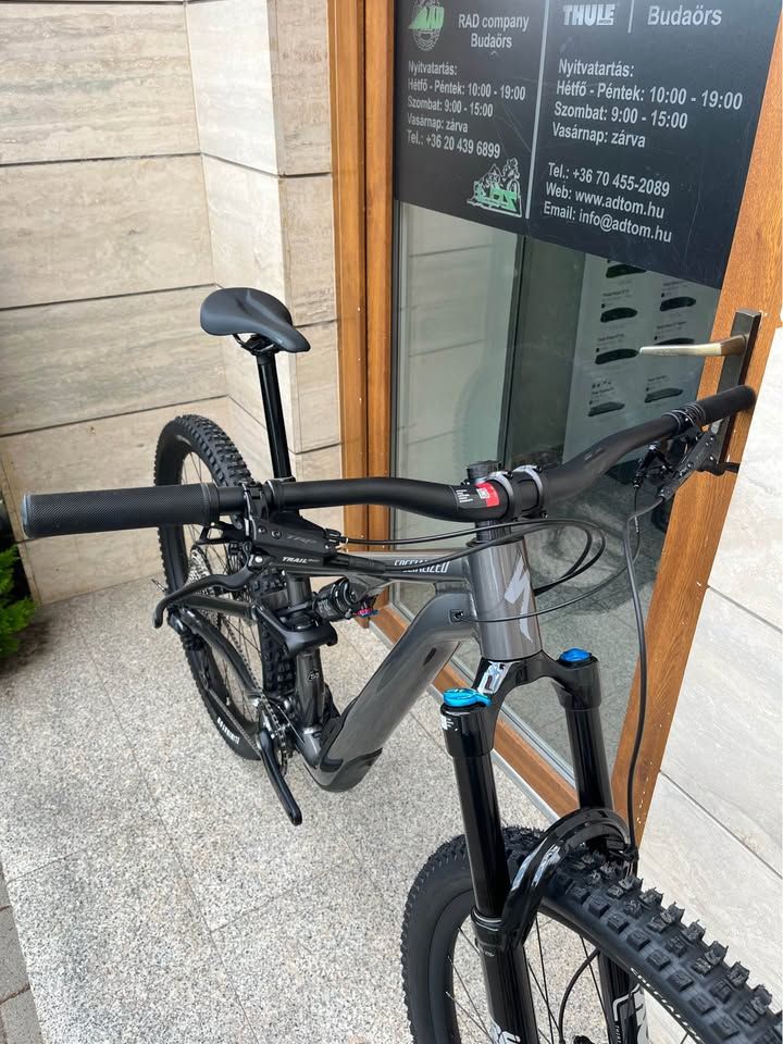 2025 Specialized Stumpjumper Comp Alloy Enduro Kerékpár