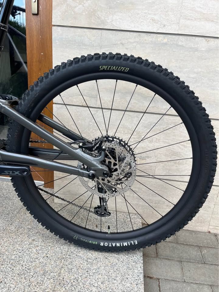 2025 Specialized Stumpjumper Comp Alloy Enduro Kerékpár