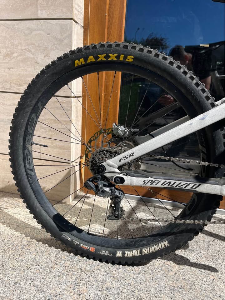 2023 Specialized Demo S2 Downhill Kerékpár